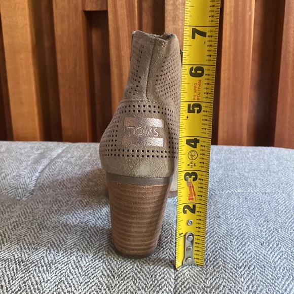 TOMS Majorca Peep Toe Bootie Perforated Suede - Picture 8 of 8